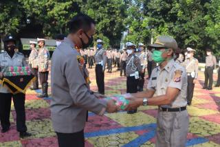 Kapolres Purwakarta Berikan Kado Ulang Tahun Kepada 25 Personel